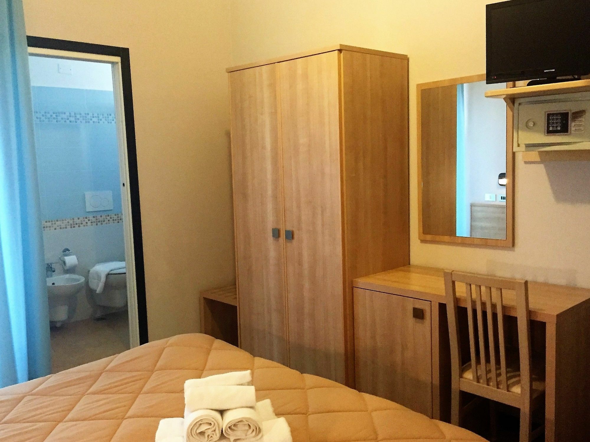Abc Hotel Римини Экстерьер фото